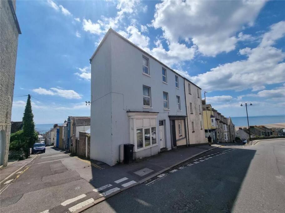 Bright & Beautiful 4 Bedroom House With Sea Views Portland Exteriör bild